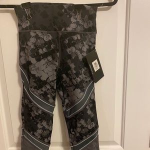 Performance leggings